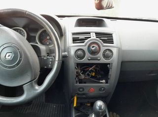 Elevalunas trasero pegaso trucks megane ii 1148565