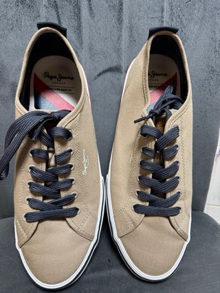 Zapatillas Pepe Jeans Beige y Blancas