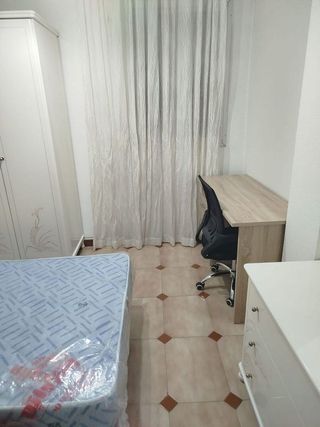 Piso en alquiler en Hospital en Jaén