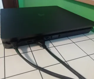 PlayStation 4 Slim 1TB Nera