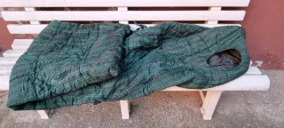 Saco de dormir a cuadros verde