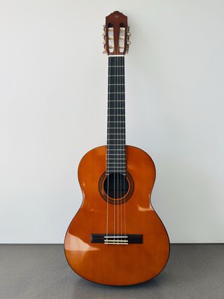 Guitarra Yamaha CGS102A para niño