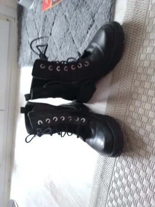 Botas negras número 39