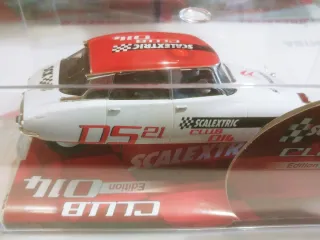 Scalextric Citroën DS 21 Club 014