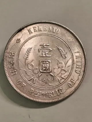 Dólar Yuan China Plata