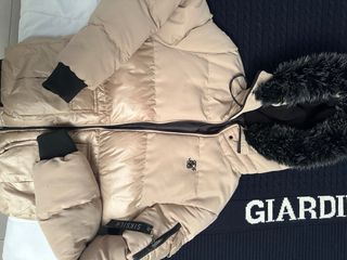 Giacca SikSilk Beige con Cappuccio Pelliccia