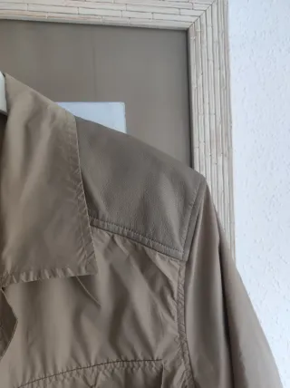 Chaqueta impermeable Lottusse