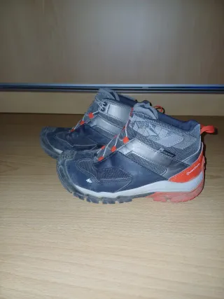 Botas montaña niño T.32