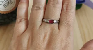 Anillo con Rubí Natural, tamaño Ajustable.