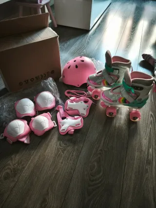 Patines de niña 4 ruedas con luces y protecciones