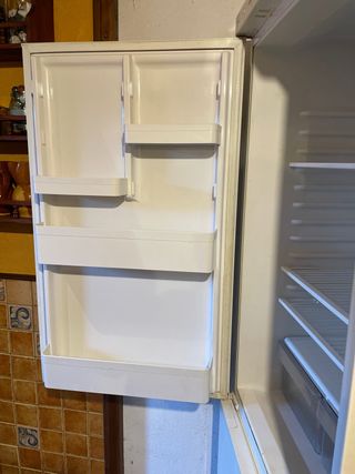 Nevera blanca