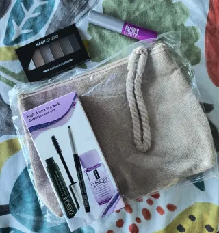 Maquillaje para ojos más neceser