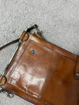 Borsa a tracolla in pelle marrone