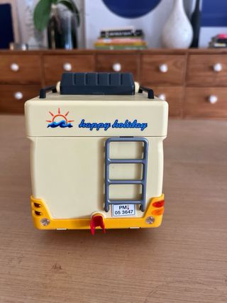 Autocaravana Playmobil con figuras y accesorios