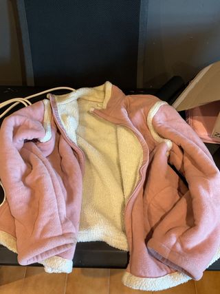 Forro polar rosa y blanco