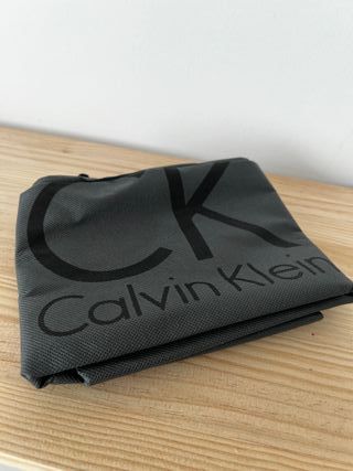 Bolso Calvin Klein Rojo