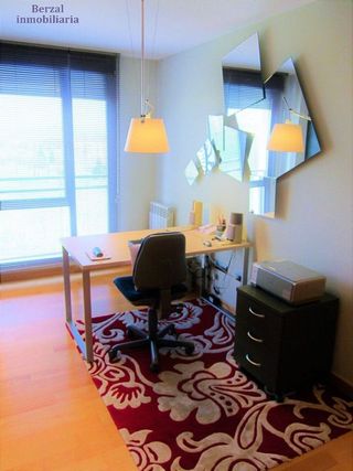 Piso en venta en Portillejo - Valdegastea en Logroño