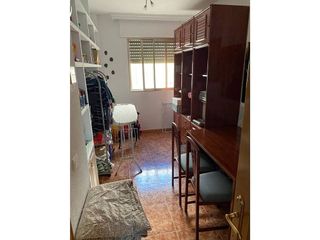 Piso en venta en Zona Bahía Blanca en Cádiz