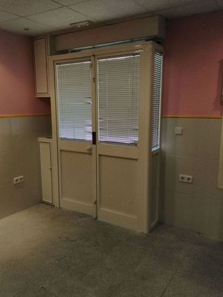 Local comercial en venta en Carmona