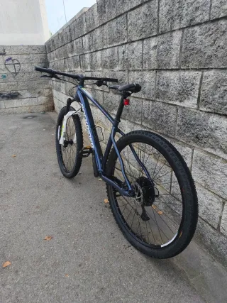 Bicicleta BTT Rockrider Azul