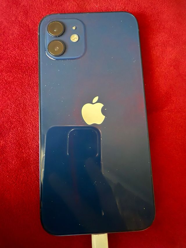 iPhone 12 blu