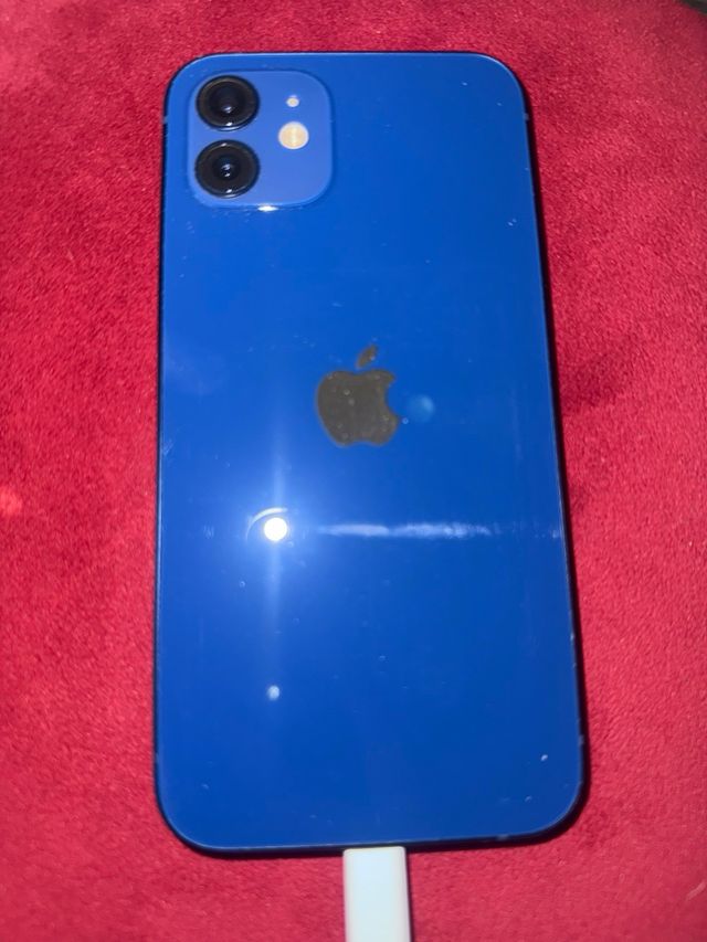 iPhone 12 blu