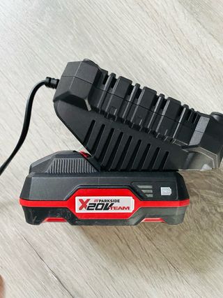 Cargador y Batería Parkside X20V Team