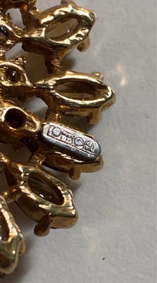 Spilla Officel alta bigiotteria con portagioielli