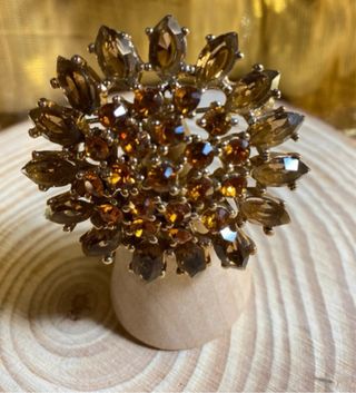 Spilla Officel alta bigiotteria con portagioielli