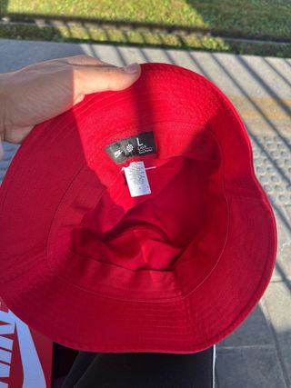 Gorra Liverpool FC Nike Roja talla L