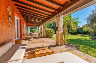 Chalet en alquiler en Los Naranjos - Las Brisas en Marbella
