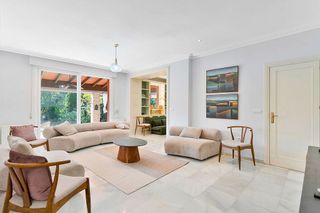 Chalet en alquiler en Los Naranjos - Las Brisas en Marbella