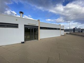 Local comercial en alquiler en San Adrián - La Cava en Logroño