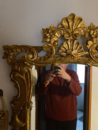 Espejo Antiguo Dorado más una consola
