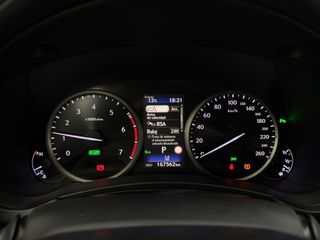 LEXUS NX 300h Premium 2WD desde 394€/mes*