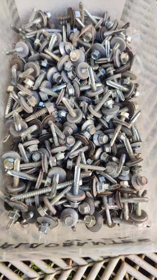 Tornillos autorroscantes varios tamaños