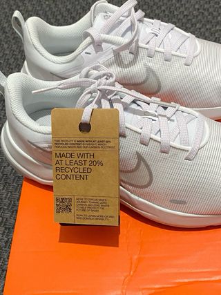 Zapatillas Nike Talla 39 Blancas/Plateadas