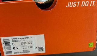 Zapatillas Nike Talla 39 Blancas/Plateadas