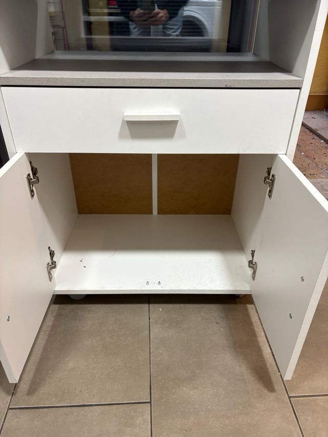 Mueble auxiliar blanco y gris