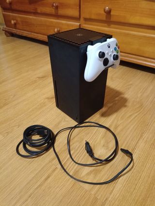 Consola Xbox Series X + Mando Bianco