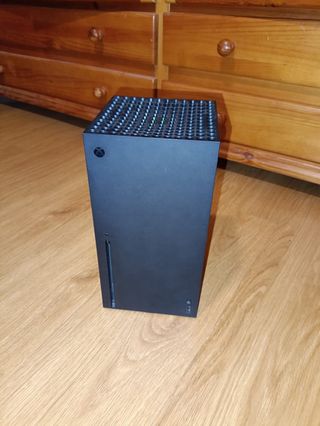 Consola Xbox Series X + Mando Bianco