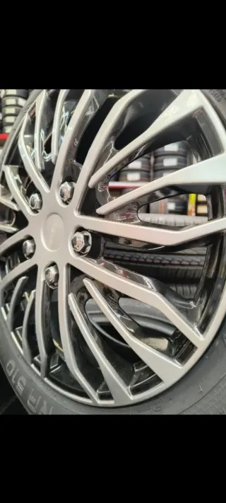 Tapacubos Sparco R16 Modelo Tokio