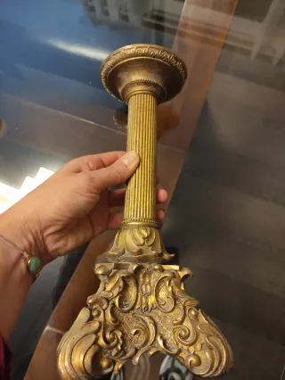 Portacandele in resina dorato invecchiato