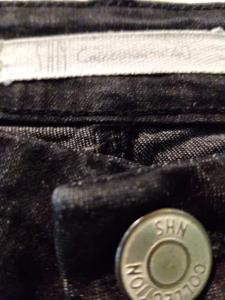 Conjunto camiseta y vaquero negros