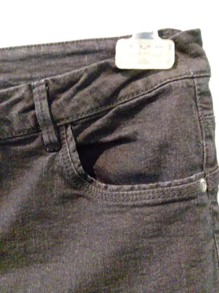 Conjunto camiseta y vaquero negros