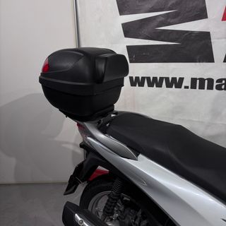 Honda Scoopy SH125i CBS