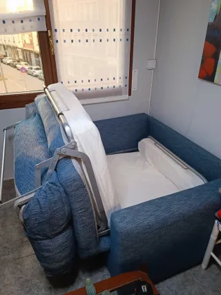 Sofá cama azul