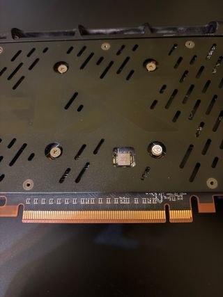 Tarjeta Gráfica  XFX AMD RX 5600 XT