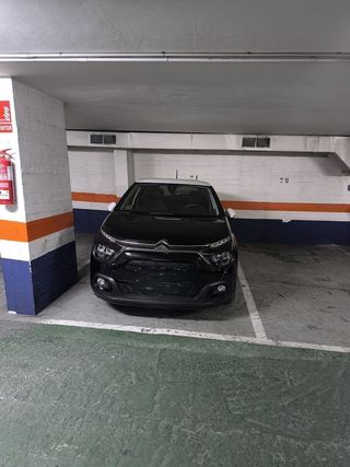 Garaje en venta en Ensanche - Sar en Santiago de Compostela