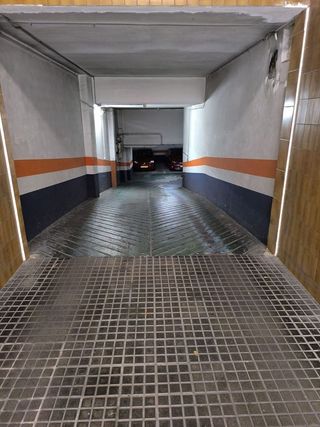 Garaje en venta en Ensanche - Sar en Santiago de Compostela